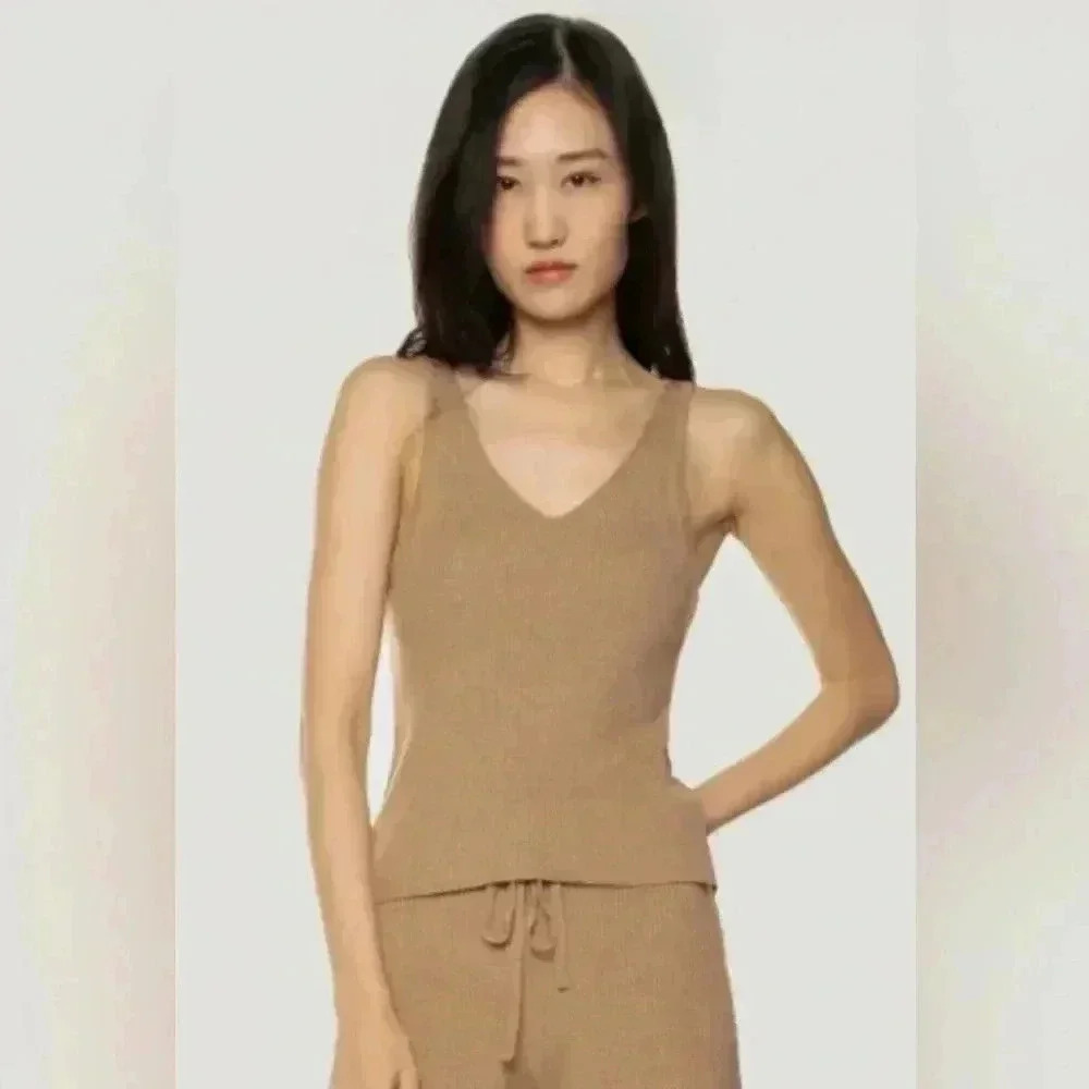 Black Tape | Light Brown Sweater Tank (XS)